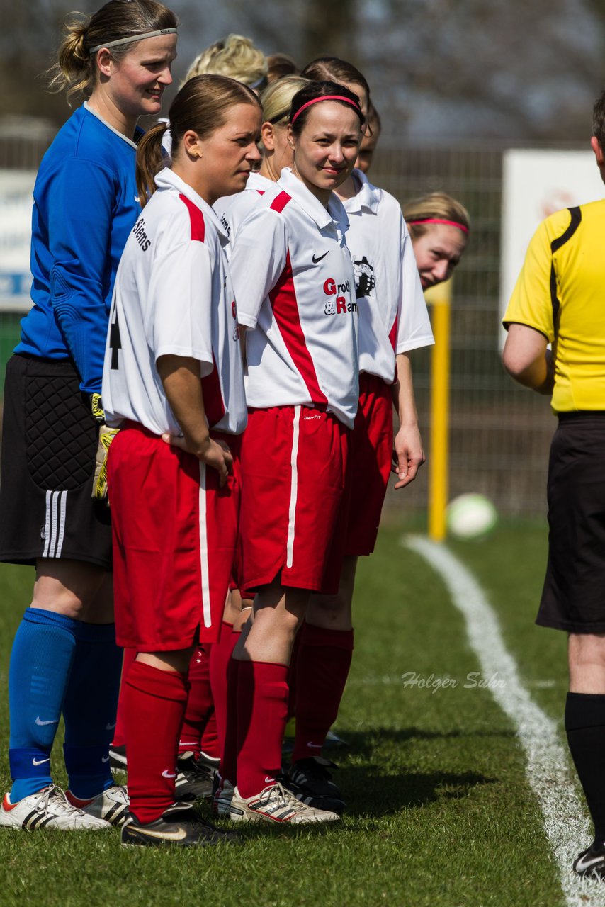 Bild 78 - Frauen Schmalfelder SV - TSV Siems : Ergebnis: 1:0